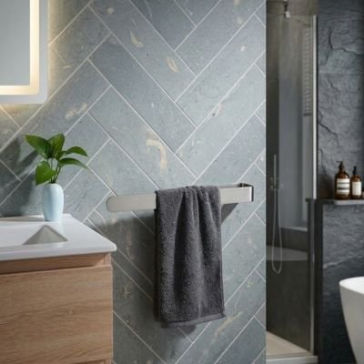 Porte serviette gris acier fixer au mur