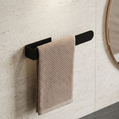 Porte serviette noir fixer au mur 