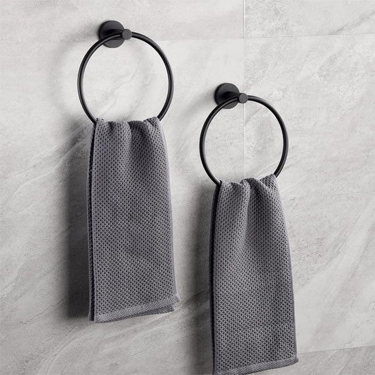 Porte serviette noir forme d'anneau fixer au mur