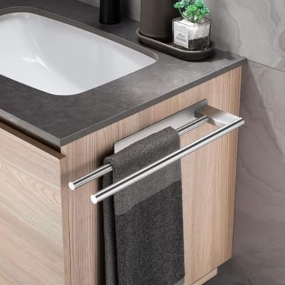 Porte serviette salle de bain foxer sur meuble salle de bain