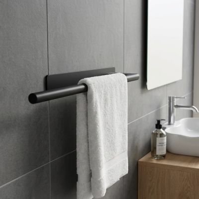 Porte serviette salle de bain noir fixer au mur serviette poser sur barriere