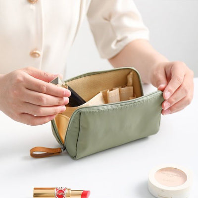 Trousse de toilette bien organisée